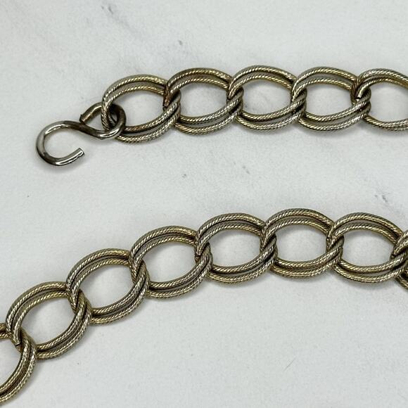 Gold Tone Textured Chain Link Belt Double Hook One Size Y2K ✨ - Picture 2 of 10